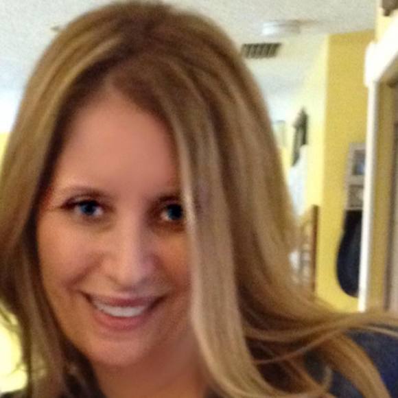 Meet your Posher, Lisa - Picture 2 of 8